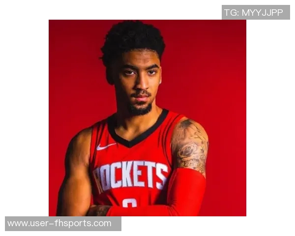 朗格莱因重度扭伤内侧副韧带预计缺阵两个月球队面临人员短缺挑战